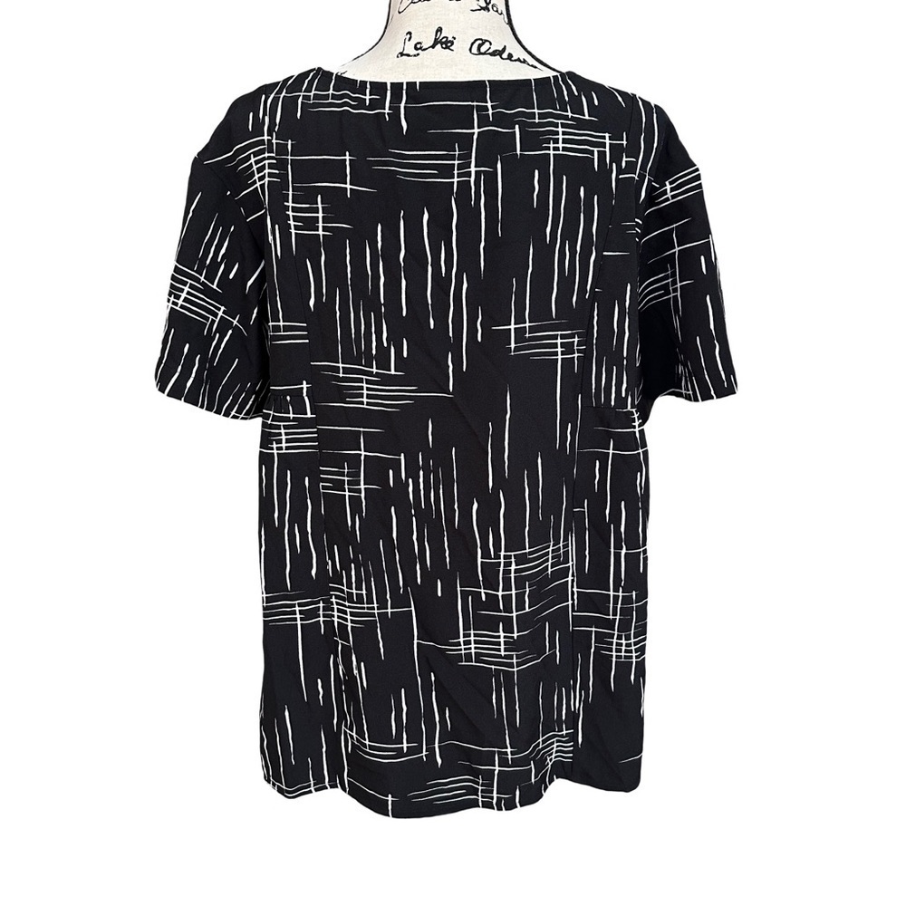 Isabel Maternity by Ingrid & Isabel Short Sleeve Top Size S - Picture 4 of 6